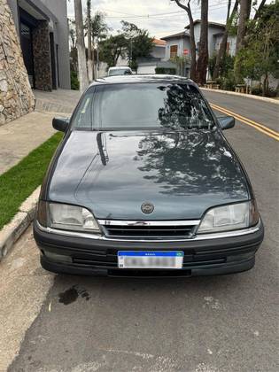 CHEVROLET OMEGA 4.1 SFI CD 12V GASOLINA 4P MANUAL CHEVROLET OMEGA 4.1 SFI CD 12V GASOLINA 4P MANUAL